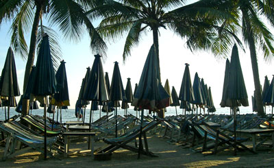 ท่องเที่ยว จ.ชลบุรี : บางแสน หาดบางแสน ท่องเที่ยว จ.ชลบุรี : บางแสน หาดบางแสน