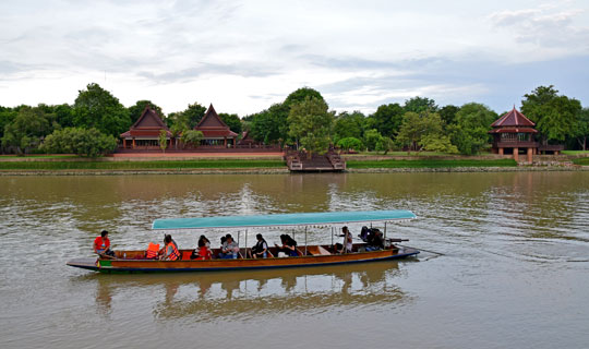 ทัวร์อยุธยา_อุทยานประวัติศาสตร์_พระนครศรีอยุธยา_วัดไชยวัฒนาราม_ล่องเรือ_แม่น้ำเจ้าพระยา_ไหว้พระ_อยุธยา_73