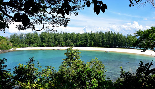 หมู่เกาะกำ อุทยานแห่งชาติแหลมสน ทัวร์ 3 เกาะ จ.ระนอง เกาะกำตก เกาะค้างคาว เกาะญี่ปุ่น ราคาถูก 2563 (2020) หมู่เกาะกำ อุทยานแห่งชาติแหลมสน ทัวร์ 3 เกาะ จ.ระนอง เกาะกำตก เกาะค้างคาว เกาะญี่ปุ่น ราคาถูก 2563 (2020)