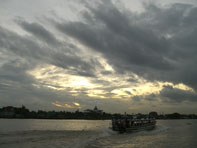 กรุงเทพฯ-เที่ยวทางน้ำ ล่องแม่น้ำเจ้าพระยา-เรือโดยสาร