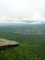 ผาหำหด-อุทยานแห่งชาติไทรทอง-หนองบัวระเหว-ทิวทัศน์บนภูเขา