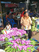 ตลาดเช้าทองผาภูมิ อ.ทองผาภูมิ จ.กาญจนบุรี