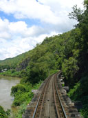 ทางรถไฟสายมรณะ สถานีรถไฟถ้ำกระแซ อ.ไทรโยค จ.กาญจนบุรี 