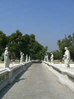 พระราชวังบางปะอิน-อ.บางปะอิน-จ.พระนครศรีอยุธยา สะพานตุ๊กตา