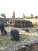 วัดมหาธาตุ_พระนครศรีอยุธยา เศียรพระพุทธรูปโบราณ