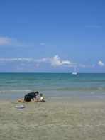 เกาะช้าง กิ่งอ.เกาะช้าง จ.ตราด หาดทรายขาว