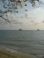 เกาะช้าง กิ่งอ.เกาะช้าง จ.ตราด หาดไก่แบ้