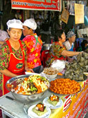 ตลาดสามชุก อ.สามชุก จ.สุพรรณบุรี 