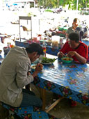 ก๋วยจั๊บญวน ตลาดเช้าโขงเจียม จัหวัดอุบลราชธานี 