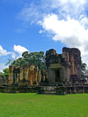 พระปรางค์ปราสาทสระกำแพงใหญ่ อ.อุทุมพรพิสัย จ.ศรีสะเกษ 