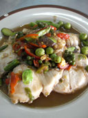 ปลาอินทรีผัดกะปิ ป้าจิ๋วห่อหมกปลาอินทรี ตลาดบ้านเพ จ.ระยอง
