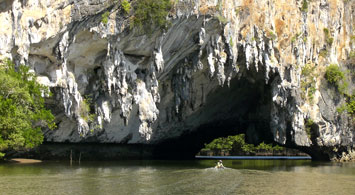 ทัวร์อุทยานแห่งชาติอ่าวพังงา ถ้ำลอดใหญ่