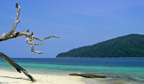 ทัวร์เกาะหลีเป๊ะ หาดทรายขาว เกาะราวี