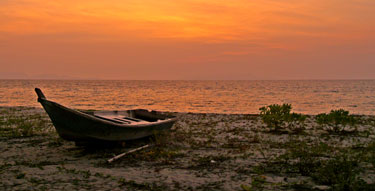 หาดทราย เกาะอาดัง จ.สตูล